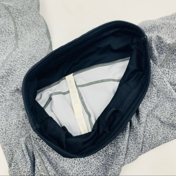 Lululemon Black White Dot Pattern Crop Leggings - Picture 11 of 12